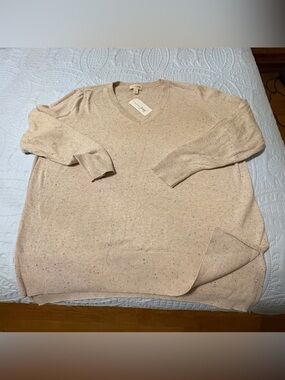 Maison Jules Women’s V-Neck Speckled Beige Sweater